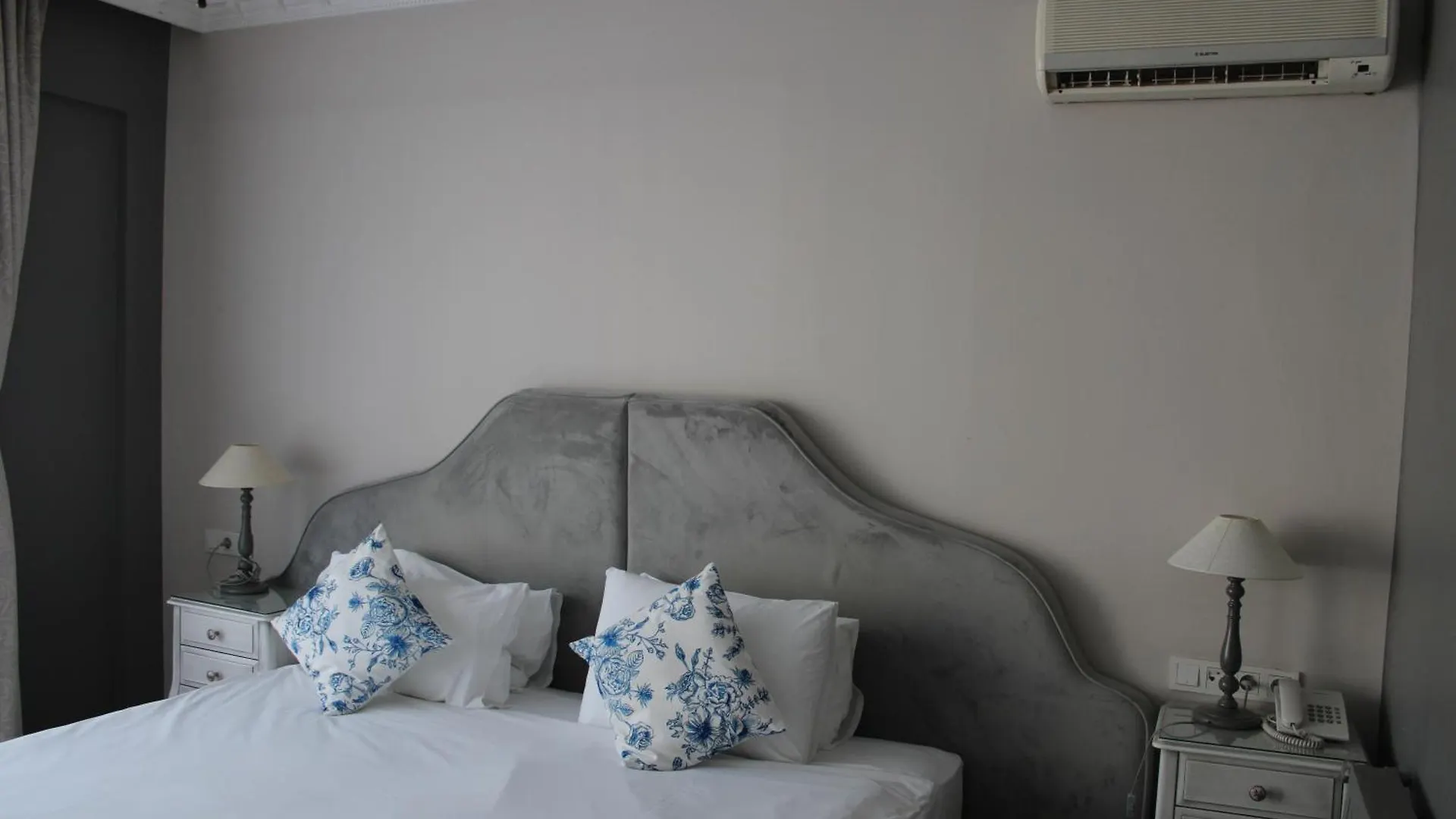 Villa Blanche Hotel Spa & Garden Pool Istanbul Turkey