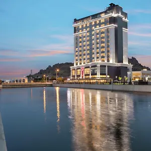 **** Hotel Doubletree By Hilton Turkey