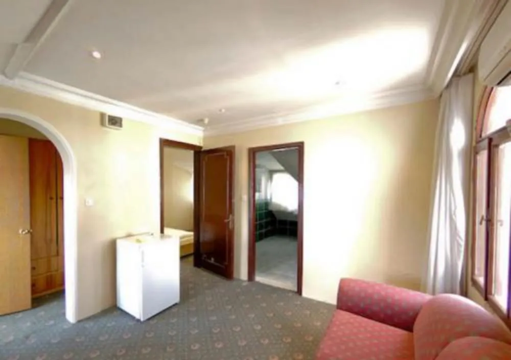 ***  Villa Blanche Hotel Spa & Garden Pool Istanbul Turkey